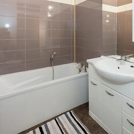 Appealing In Malm Dy With Indoor Pool 말메디